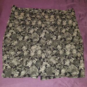 Torrid gray floral skirt